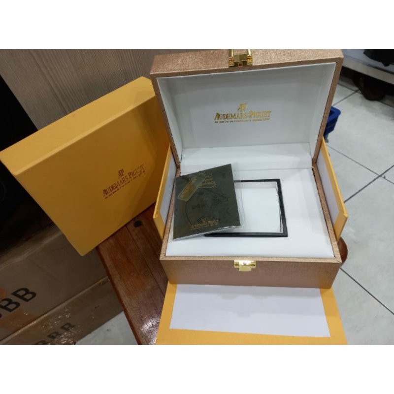 Box Original Jam Tangan AP Audemars Piguet Lengkap