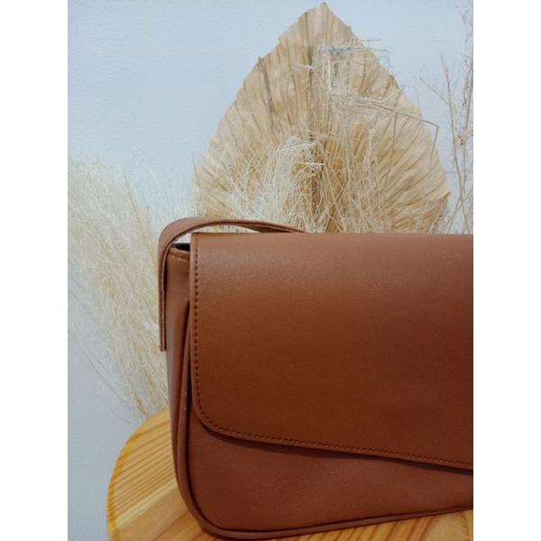 Slingbag Wanita Kaluka Tas Selempang Cewek Perempuan Tali Rantai Terbaru IrvanBagshop