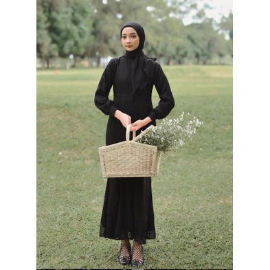 BROKAT VINTAGE VINTAGE BROKAT  ABINAYA  BLACK M L BY ABINAYA BUTIK ABINAYABUTIK