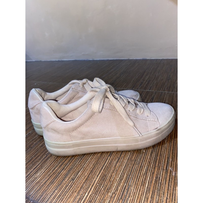 preloved sepatu brash