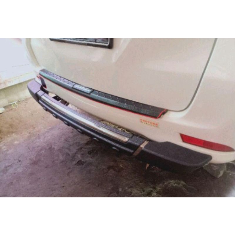 PENGAMAN BUMPER BELAKANG ALL NEW AVANZA/XENIA BAHAN KARET LIKE ORI