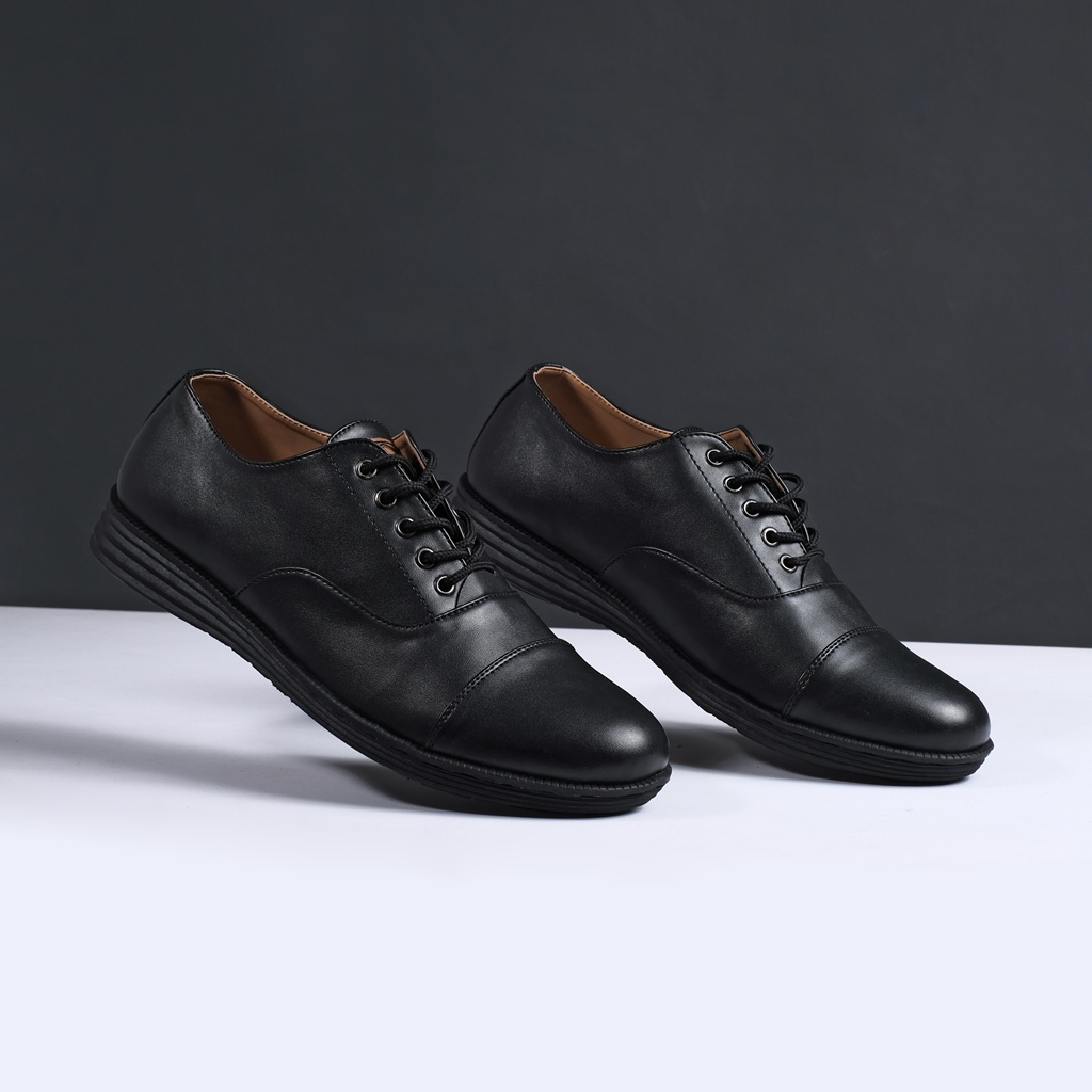 OXFORD MANA ORIGINAL x MONDAY Sepatu Formal Full Hitam Tali Pria Pantofel Kerja Kantor Dinas Resmi Guru Kantoran Pesta Pernikahan Kondangan Nikah Undangan Wedding Wisuda Kuliah Modern Casual Derby Semi Kulit Premium Footwear Keren Terbaru Branded Kekinian