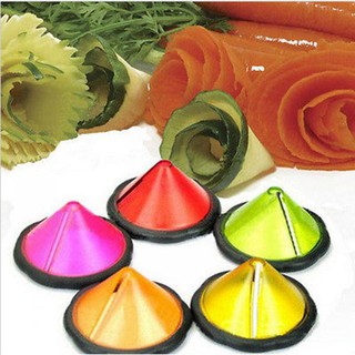 Alat Potong Wortel Mentimun Model Bunga Spiral Untuk Membuat