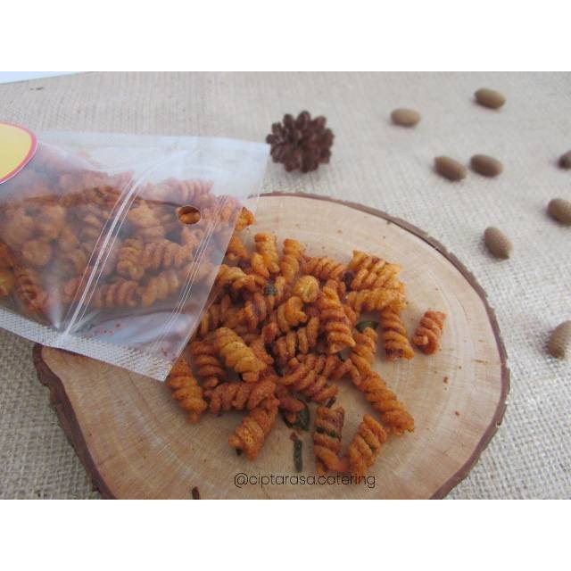 

Makaroni CiptaRasa Pedas Daun Jeruk