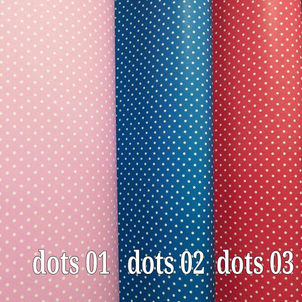 

TOKO ANQA-Kertas kado Papyrus polkadot DOTS 02 warna Birutua Uk. 48 x 65 cm 100 gsm