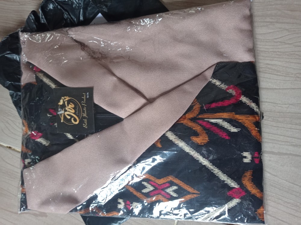 Atasan Batik Dolby Dolbi Dobby Doby Tenun Sutra Tulis Halus Katun Atbm Baron ,sarombit Atasan