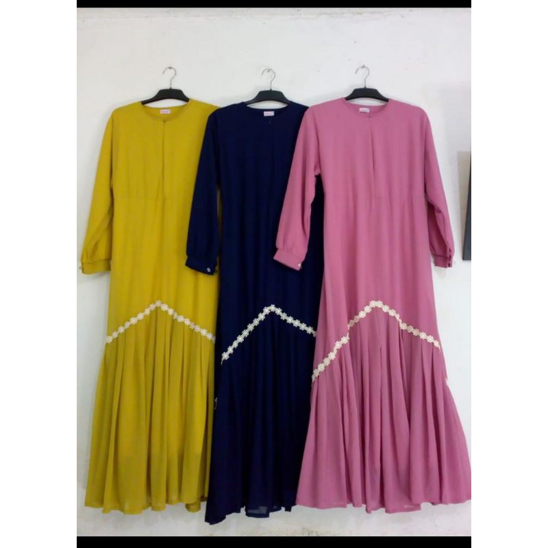 Gamis Ceruty Rempel Renda Bunga