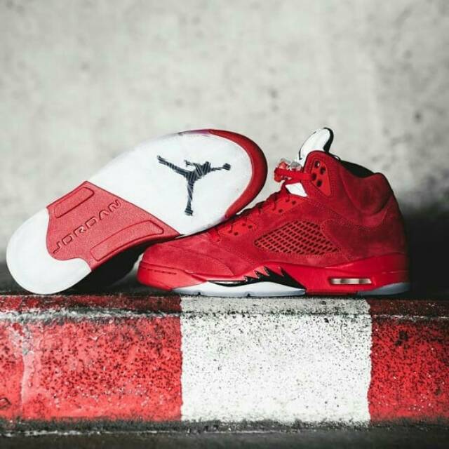 all red jordan 5 retro