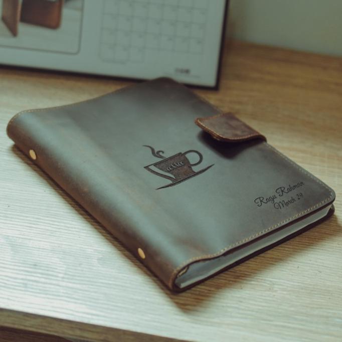 

[[COD]] BUKU AGENDA BINDER A5 COVER KULIT - PAUL MODEL V3 Tan FREE GRAFIR TERBATAS Kode 129