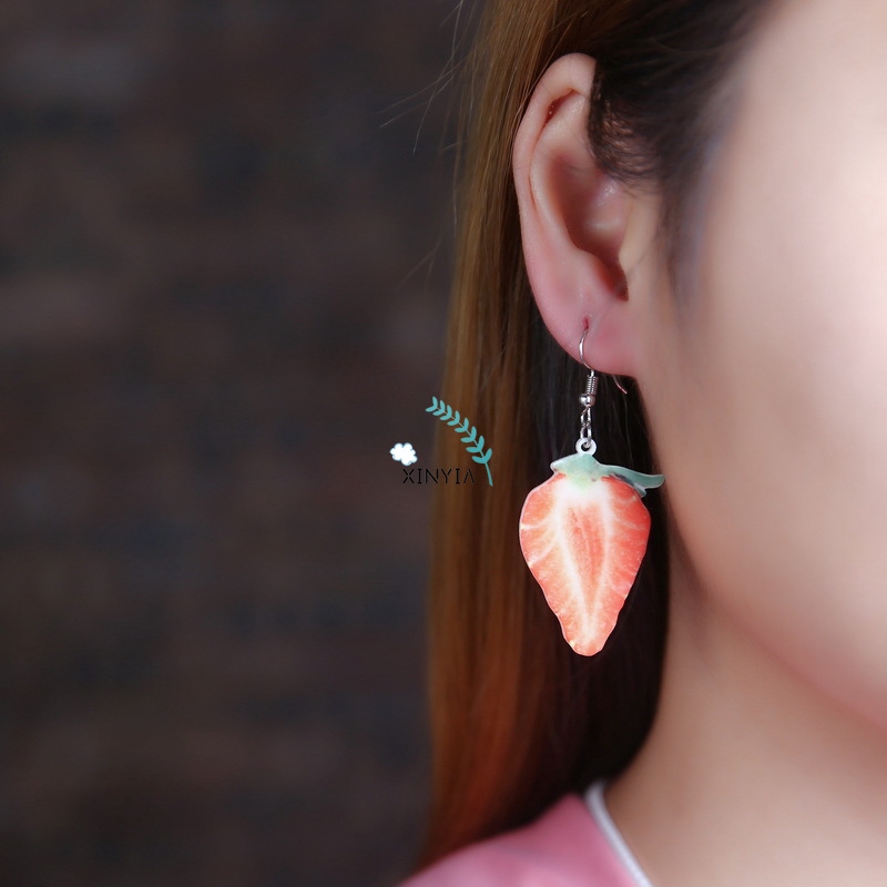 Anting Tusuk Desain Buah Strawberry Bahan Akrilik Untuk Wanita