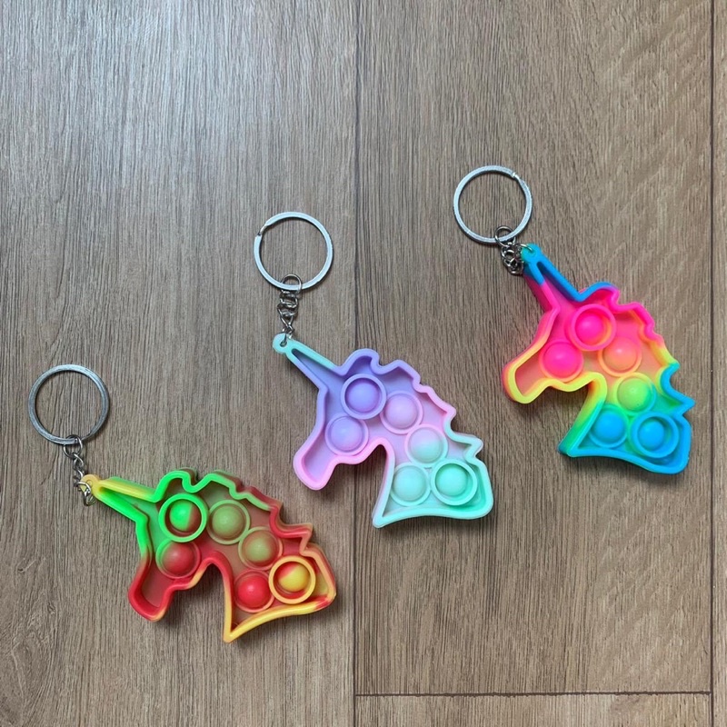 gantungan kunci aming butterfly kupu kupu unicorn kotak mobil dino rainbow Mainan pop it viral fidge