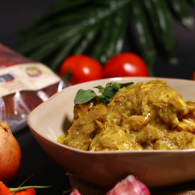 

(Bisa COD) ayam opor frozen isi 4