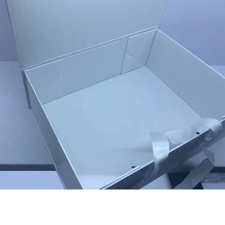 

۩ COACH Original Carton Gift Box Folding Box High-end Carton Premium Gift Box 带字 CH588BOX BOXCH123 ☚