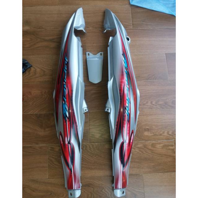 Cover Body Belakang Jupiter Burhan / Jupiter Z New Burhan Silver Biru - Plus Strip