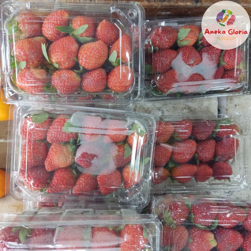 

Buah Strawberry Kemasan 200 gr