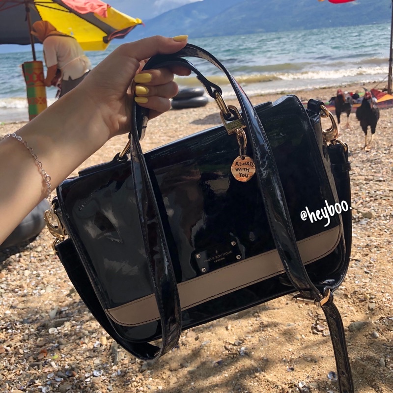 PRELOVED Tas Brand Pauls Boutique London | Authentic | Korean Actress Kim Go Eun Goblin | Sling Bag 