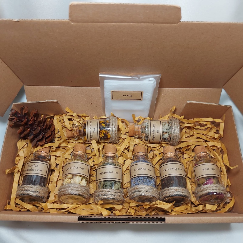 

TEA HAMPERS GIFT SET IDUL FITRI LEBARAN 2024 MURAH UNIK MEWAH - KEMASAN BOTOL 25 ML