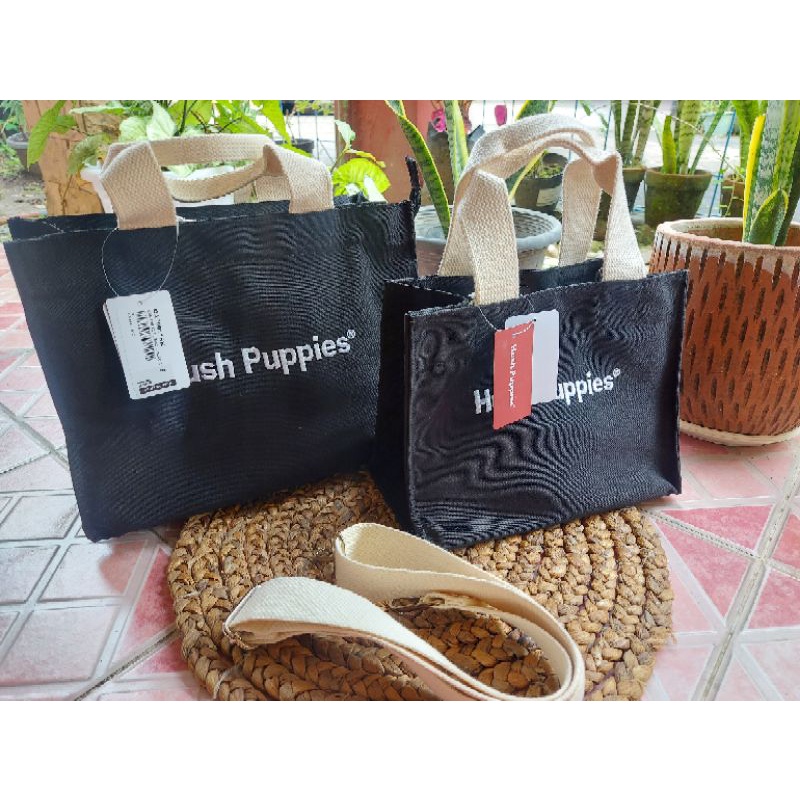 Hush PUPPIES kanvas  SLING BAG  TAG 899 SALE SALE