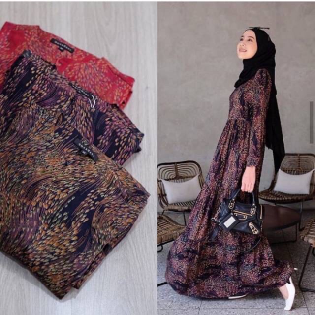 Amara dress rain red size M by gonegani