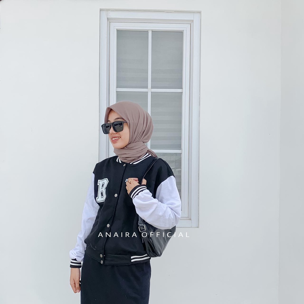 BEYOND BASEBALL CROPT PRIA WANITA JAKET OVERSIZE