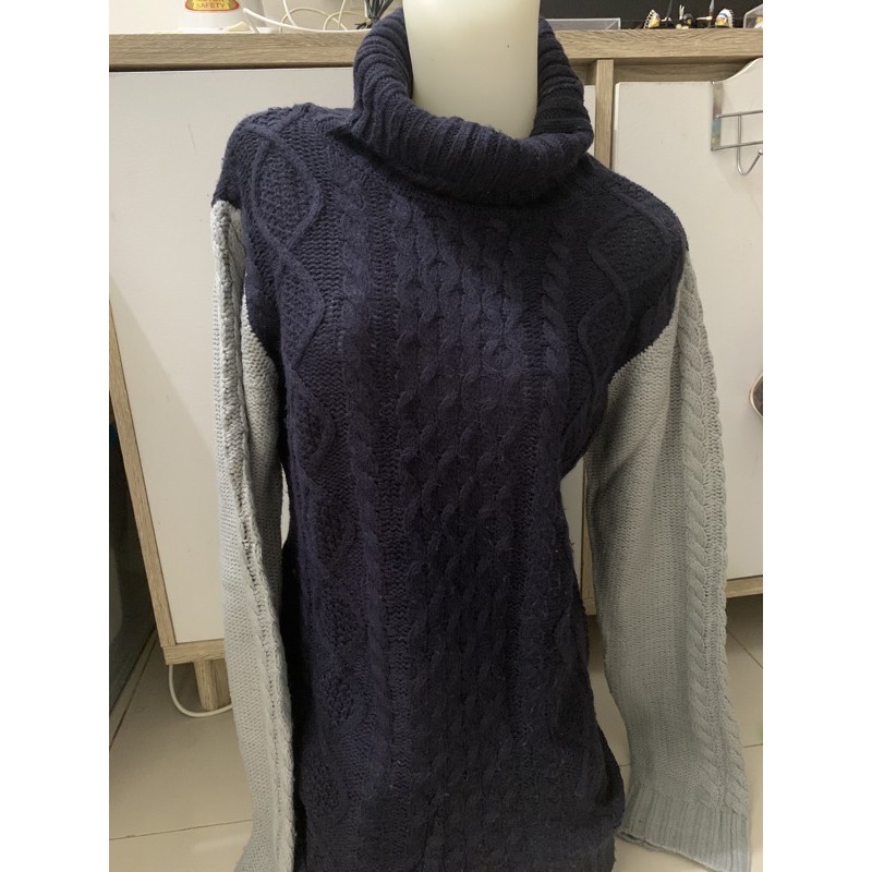 Rajut turtle neck kepang / cable knit cantik Navy and grey