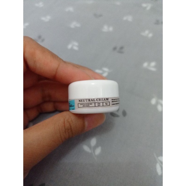 Neutral cream Benings Skincare