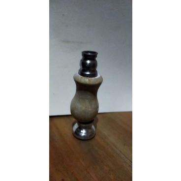 pion marmer model vas sangkar kotak