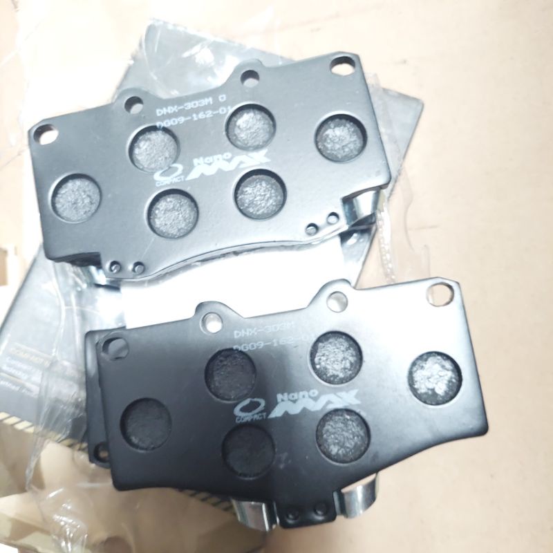 Brake Pad Kampas Rem Depan Land Cruiser LandCruiser LC VX