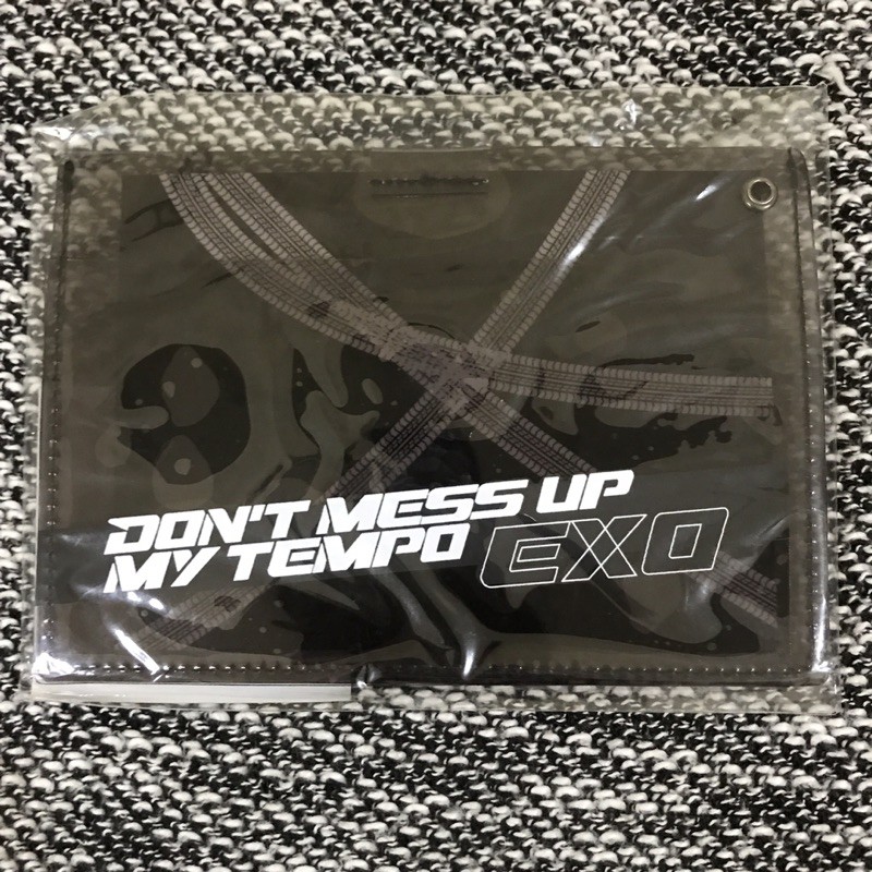 Passport Wallet EXO Tempo