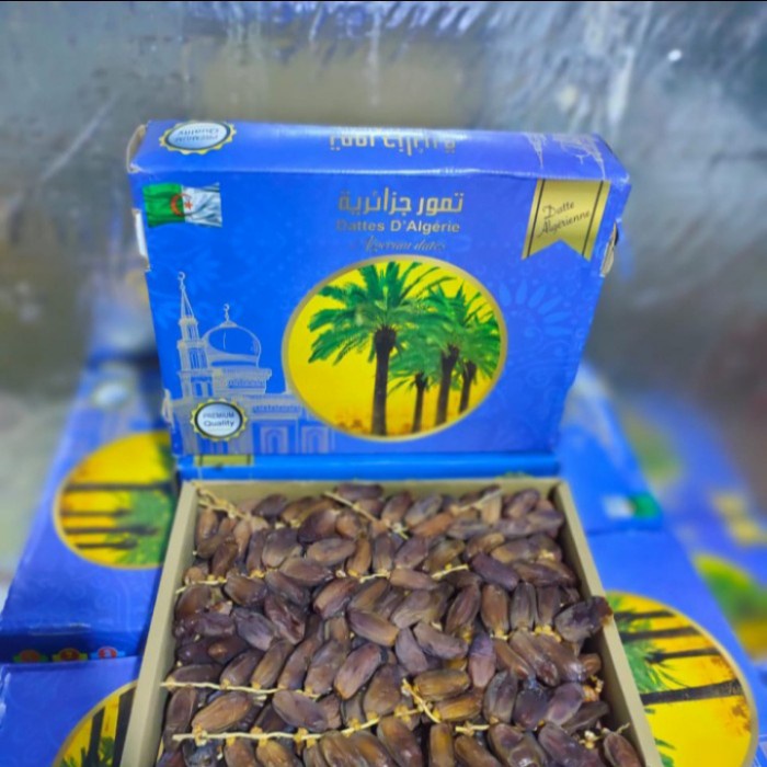 

Kurma Terbaru - Kurma Tunisia Tangkai 5Kg / Kurma Palm Tunis 5 Kg / Kurma Tangkai