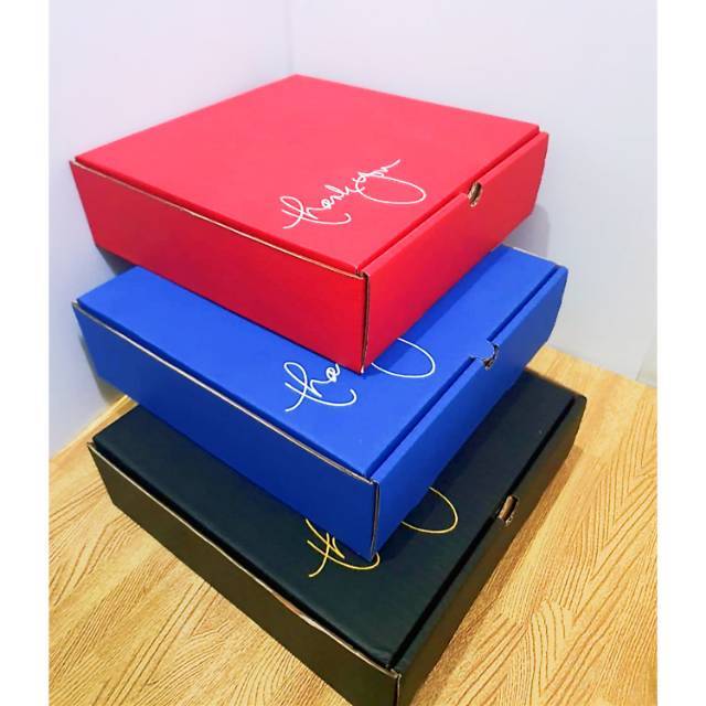 

Box hampers / giving box / box souvenir 24x24x7