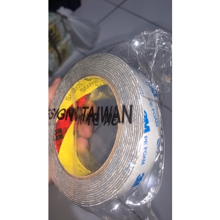 

DOUBLE TAPE LEM 3M 2 SISI / PEREKAT TIMBAL BALIK / LEM 2 SISI SERBAGUNA