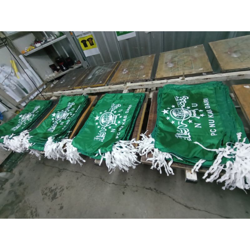 isi100pcs BENDERA NU MINI UKURAN 20cm x 30cm, bisa rikues tambah tulisan nama cabang