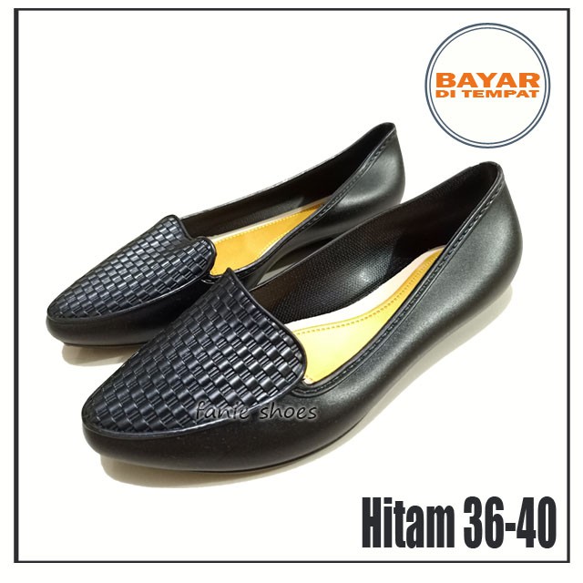 Collin 36-40 Hitam / Sepatu Flat Balet Wanita / Sepatu Kerja Kuliah / Sepatu Jelly Karet