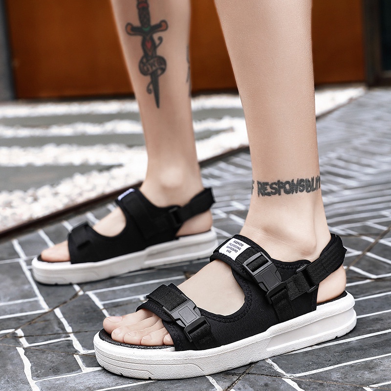 Sepatu sandal sporty sandal gunung dan outdoor Original Import Sandal pria dan wanita terbaru original import