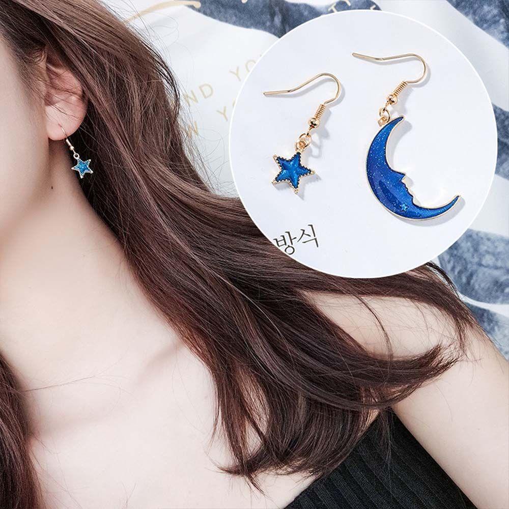 Needway Anting Bulan Bintang Biru Panjang Hadiah Planet Liontin Asimetris Saturnus Ear Studs Moon Women Earrings