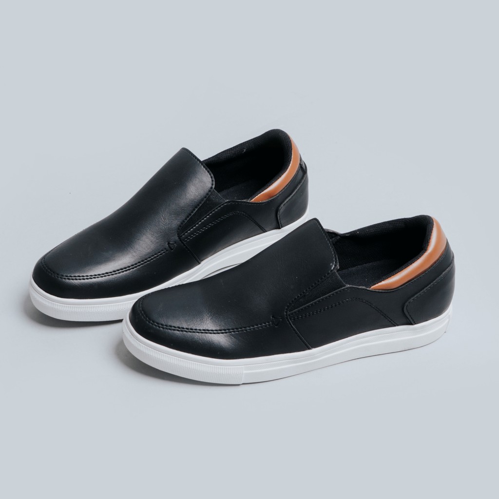 Alisson Black | Sepatu Sneakers Tanpa Tali Original Casual Kasual Polos Cowo Pria Lokal Ori Footwear | FORIND Lvnatica