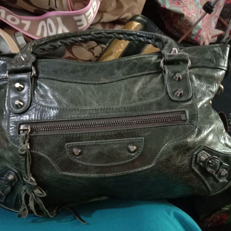 tas kulit