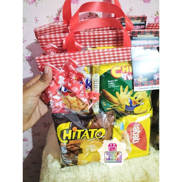 Snack Ulang Tahun Murah / Hampers Ultah anak / Snack Birthday / Goodiebag Snack / Snack Ultah Surabaya / Snack 10.000 / Snack Murah / Paket Ultah Snack / Snack Ultah Surabaya