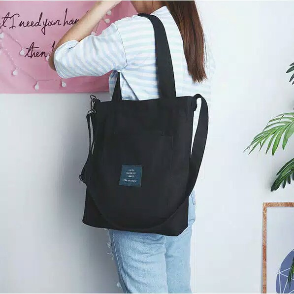 1 tote bag