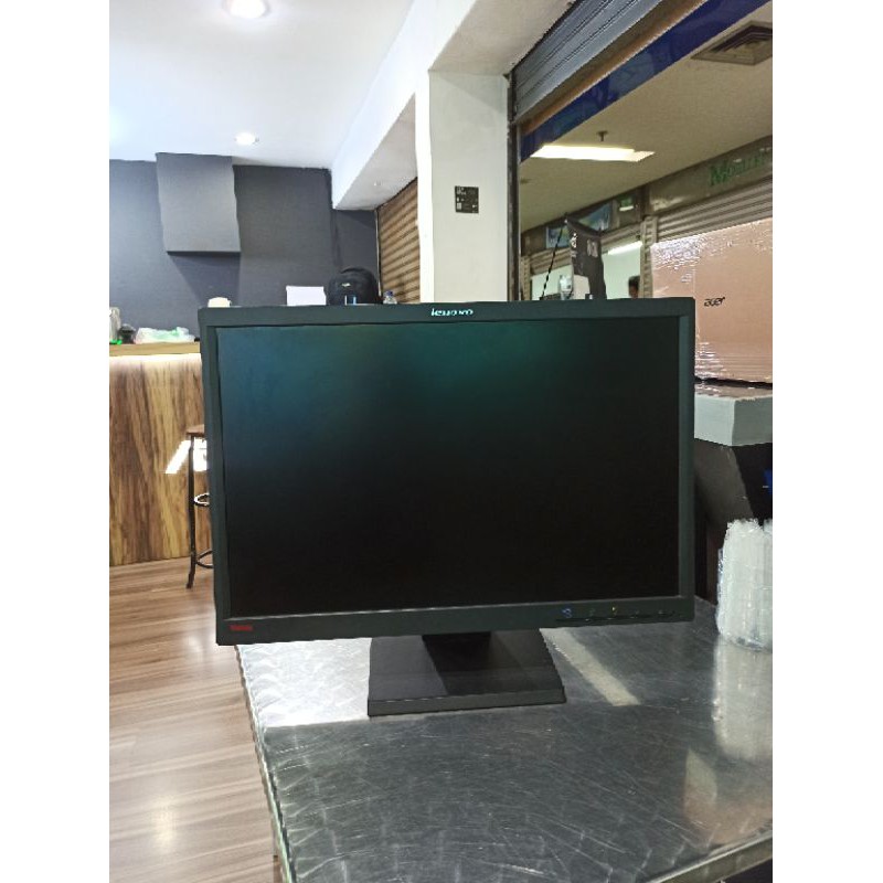 LCD MONITOR LENOVO 22 INC WIDESCREN SUPER MURAH DAN BERGARANSI