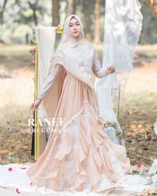 Hiza Syari by Ranee Bruggman