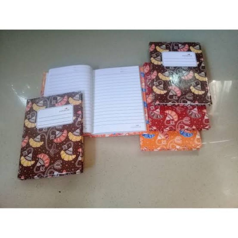 

Buku Tulis Hardcover A6 Octavo 100lbr Buku Tulis Sampul Tebal A6 Octavo 100lbr