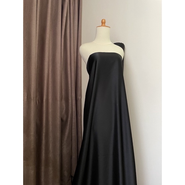 Kain Satin Premium Silk Bahan Maxmara Original Warna Hitam Black