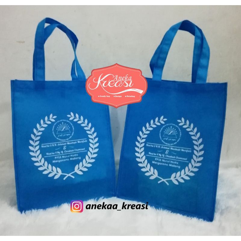 

Goodiebag Aqiqah / Tas Souvenir Aqiqah Anak / Tas Berkat / Tas nasi Box