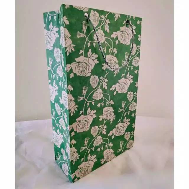 

Paper bag/tas kertas (15x8x25)