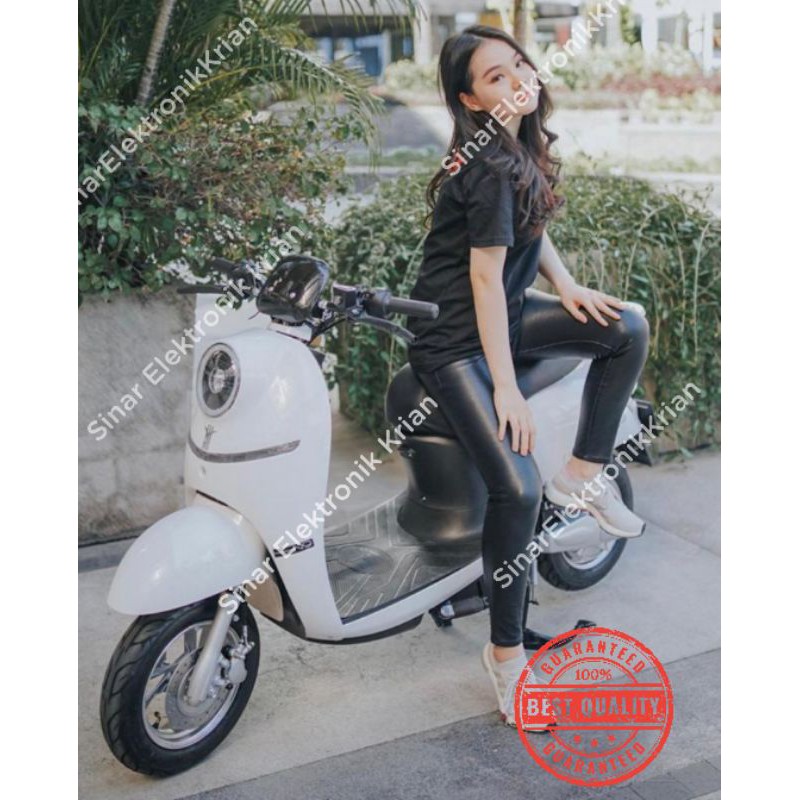 Sepeda. Listrik U-Winfly Golden Turtle / Scoopy model ( Khusus Sidoarjo Surabaya Gersik Mojokerto)