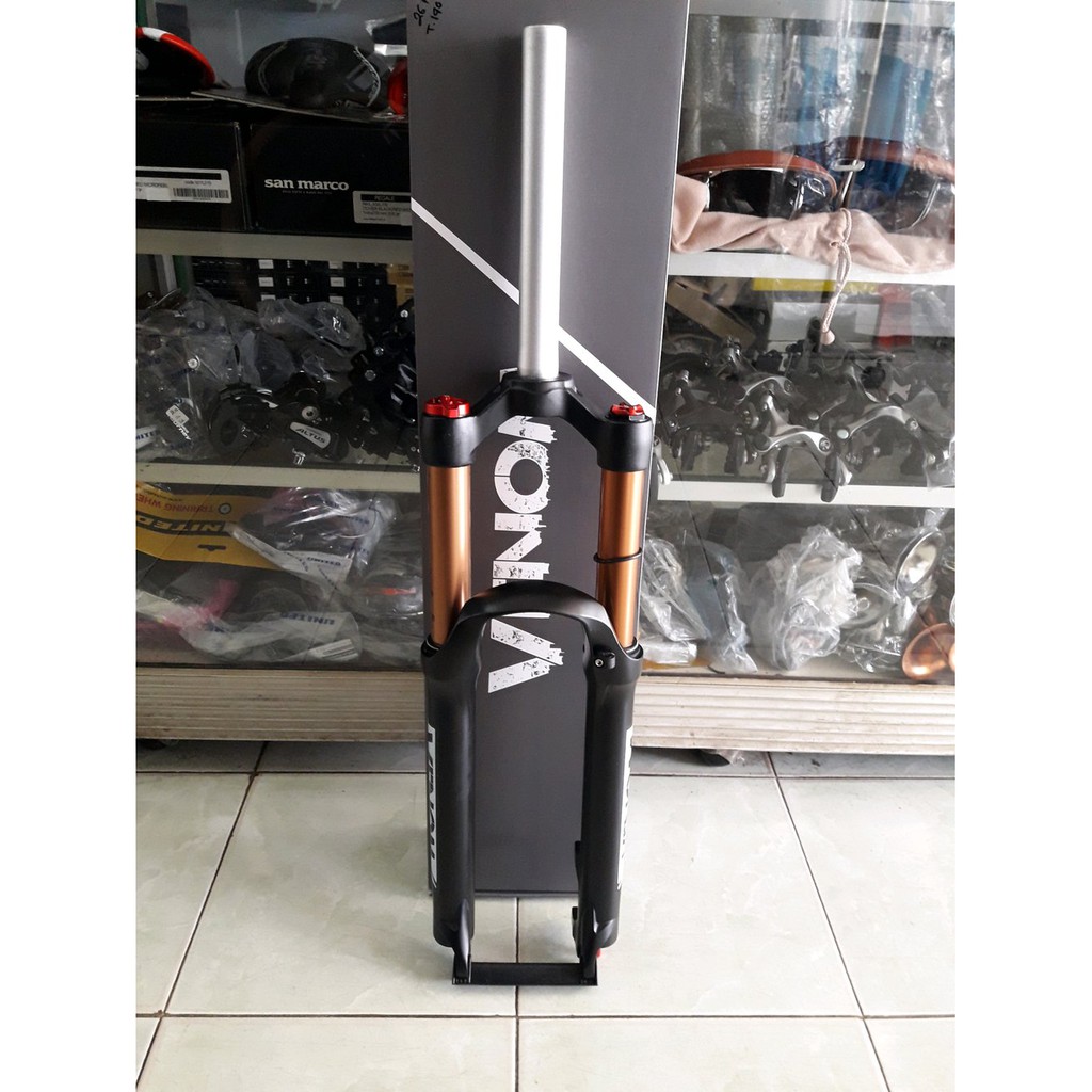 SALE Fork Air Venom 26 Travel 140 QR