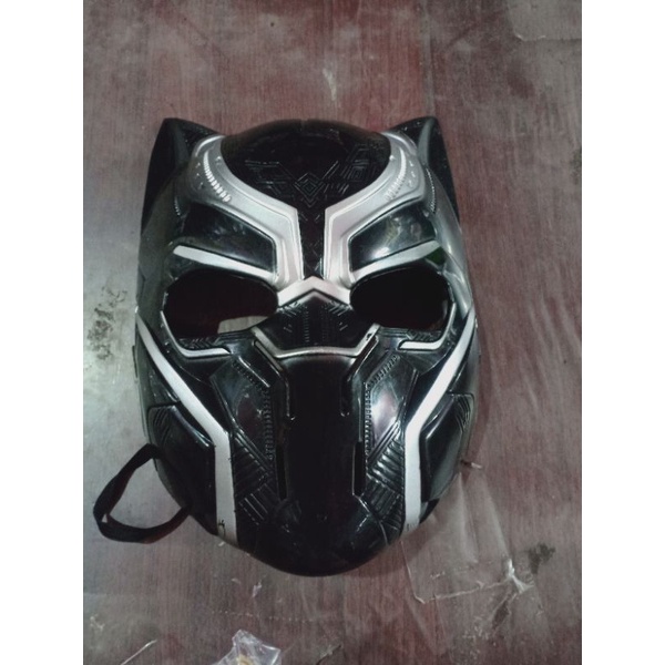 Topeng vendetta anonymous mask ultramen bajahitam