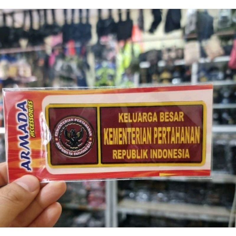 

Stiker PVC Panjang Keluarga Besar Kementrian Pertahanan | Stiker PVC